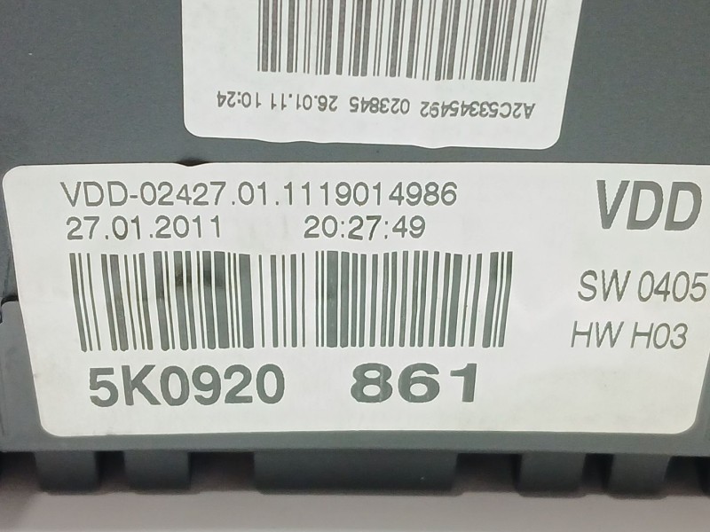 Recambio de cuadro instrumentos para volkswagen golf vi (5k1) sport referencia OEM IAM 5K0920861  
