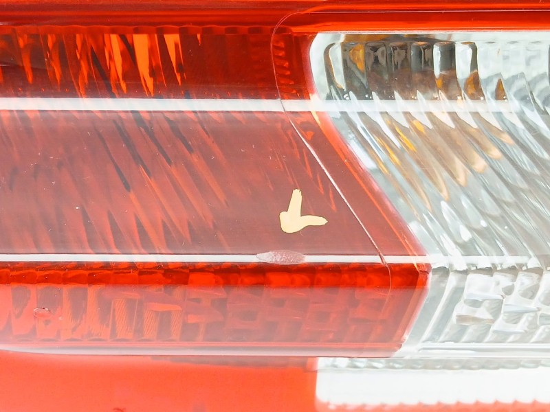 Recambio de faro antiniebla trasero izquierdo para opel insignia sports tourer cosmo referencia OEM IAM 13226854  