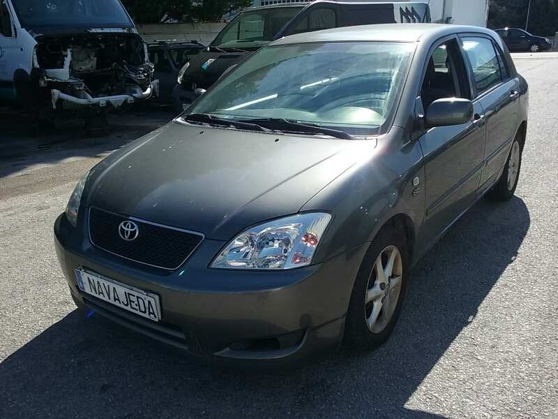 toyota corolla (e12) del año 2003