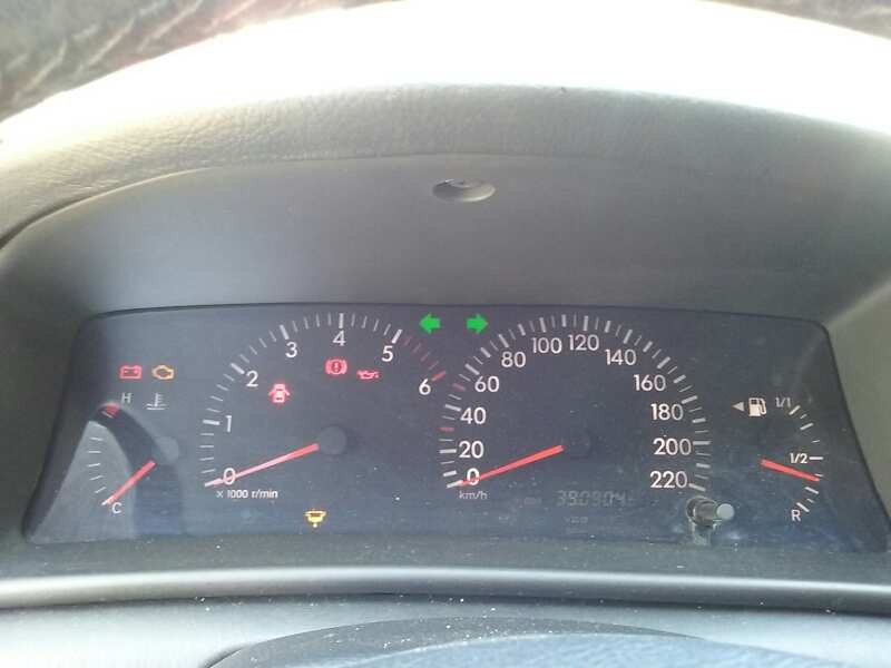 toyota corolla (e12) del año 2003