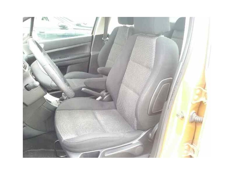 peugeot 307 berlina (s2) del año 2005