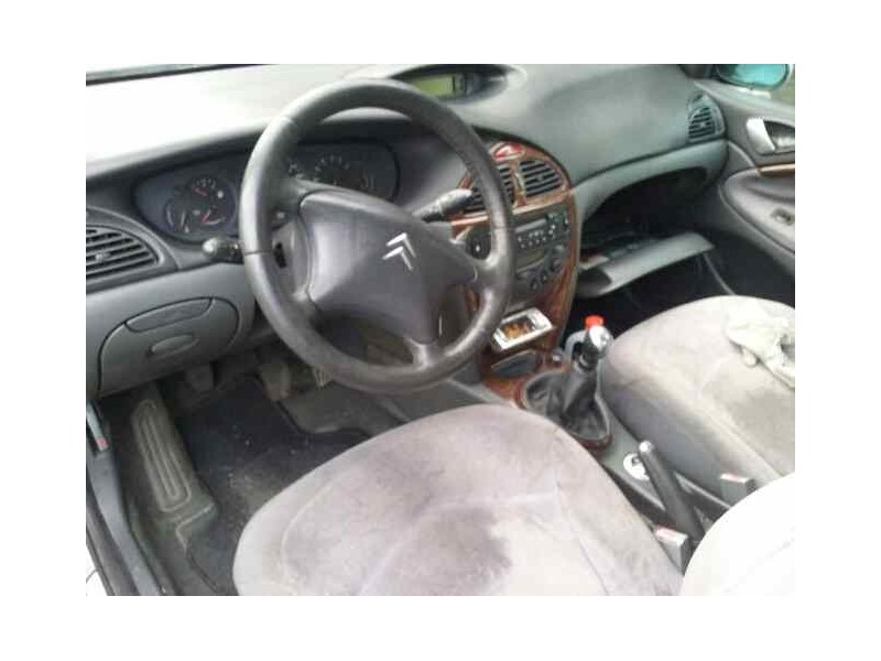 citroën c5 berlina del año 2002