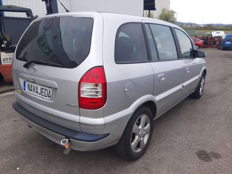 opel zafira a del año 2004