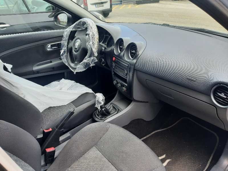 seat ibiza (6l1) del año 2007