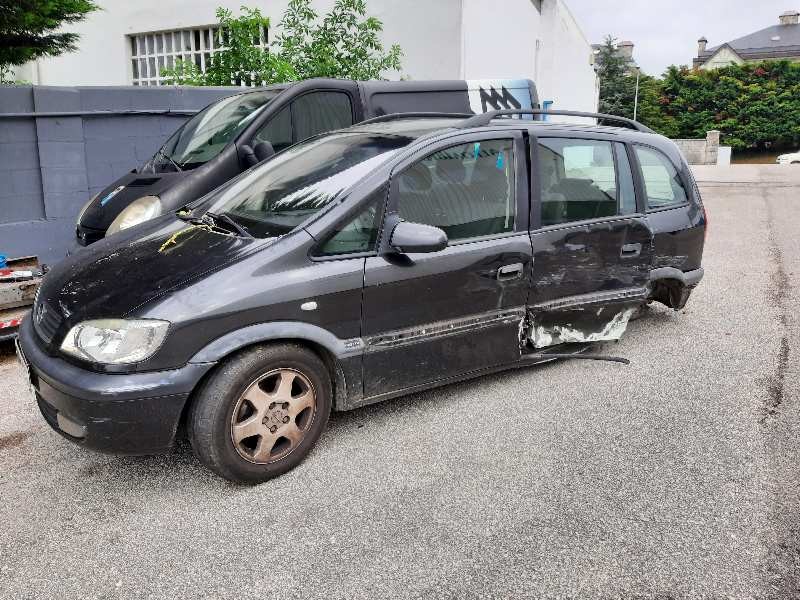opel zafira a del año 2001