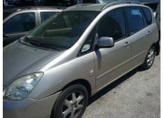 toyota corolla verso (e12) del año 2001