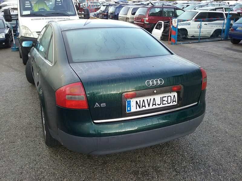 audi a6 berlina (4b2) del año 2000
