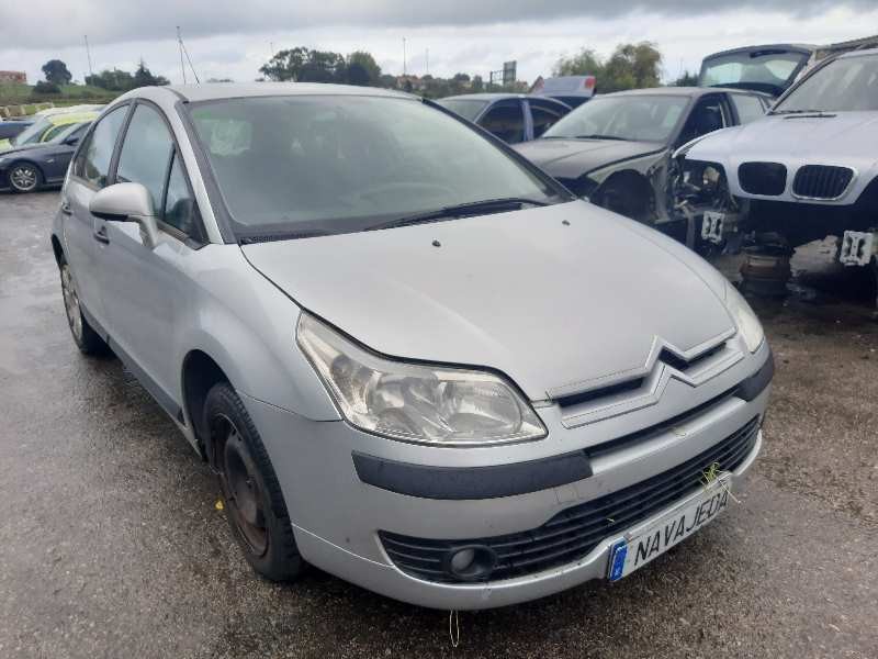 citroën c4 berlina del año 2005