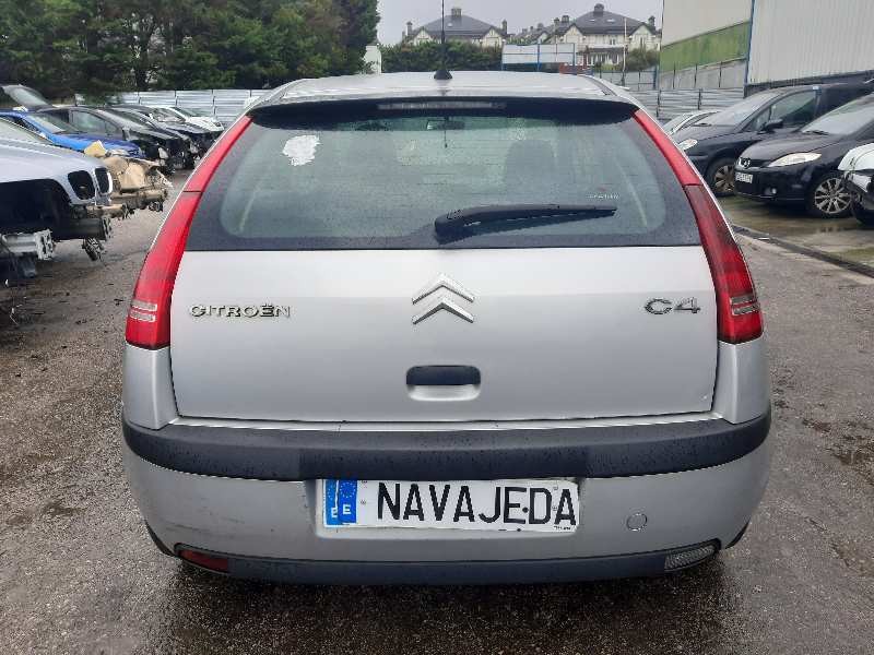 citroën c4 berlina del año 2005