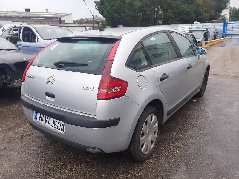 citroën c4 berlina del año 2005