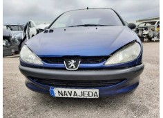 peugeot 206 berlina del año 2001
