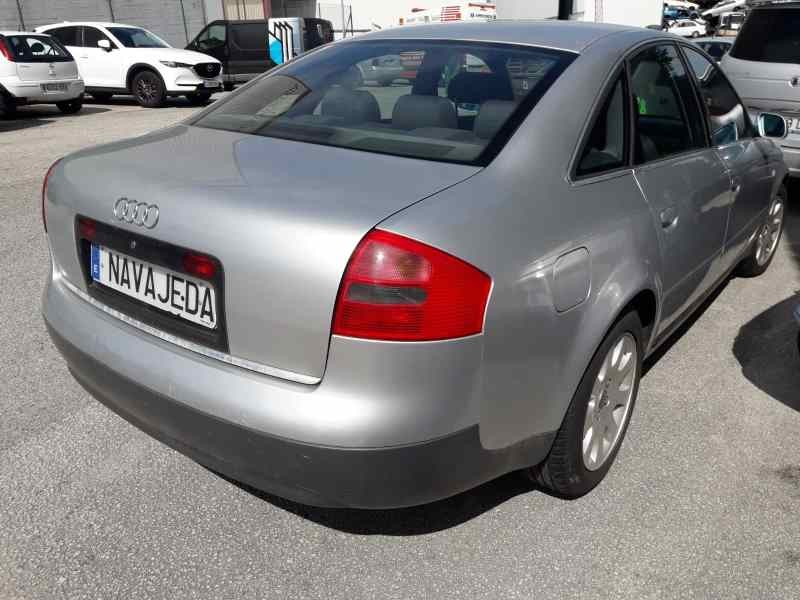 audi a6 berlina (4b2) del año 2001