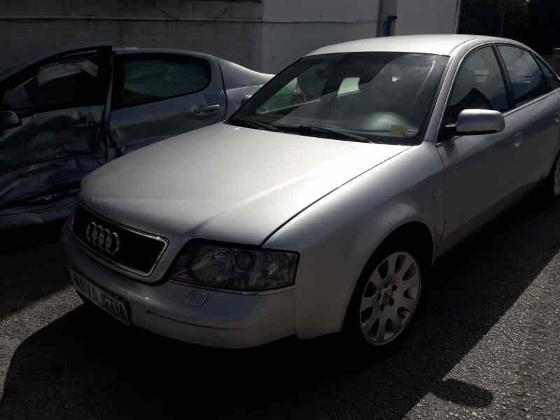 audi a6 berlina (4b2) del año 2001
