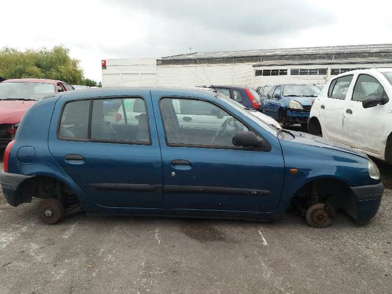 renault clio ii fase i (b/cbo) del año 2001