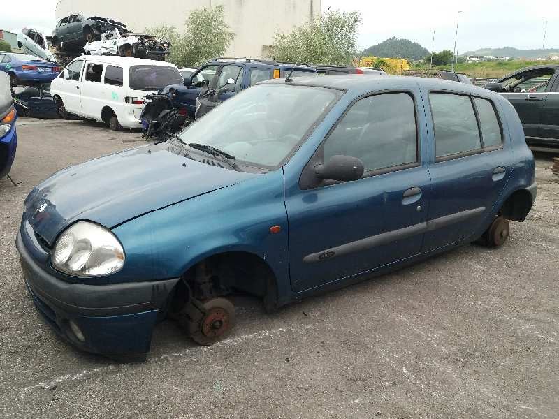 renault clio ii fase i (b/cbo) del año 2001