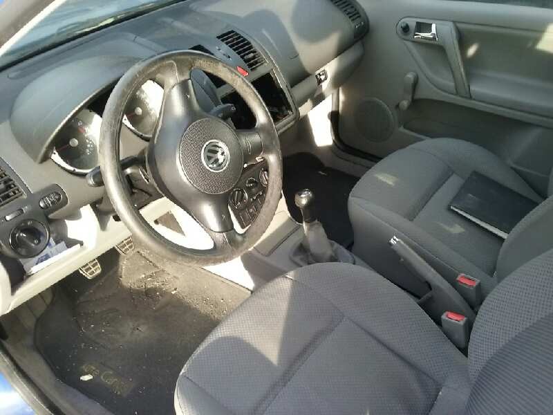 volkswagen polo berlina (6n2) del año 2001