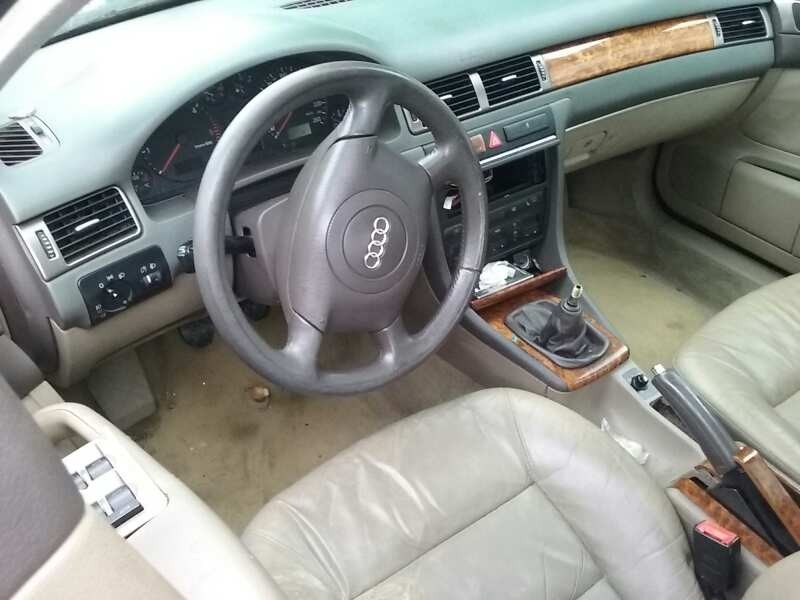 audi a6 berlina (4b2) del año 2000