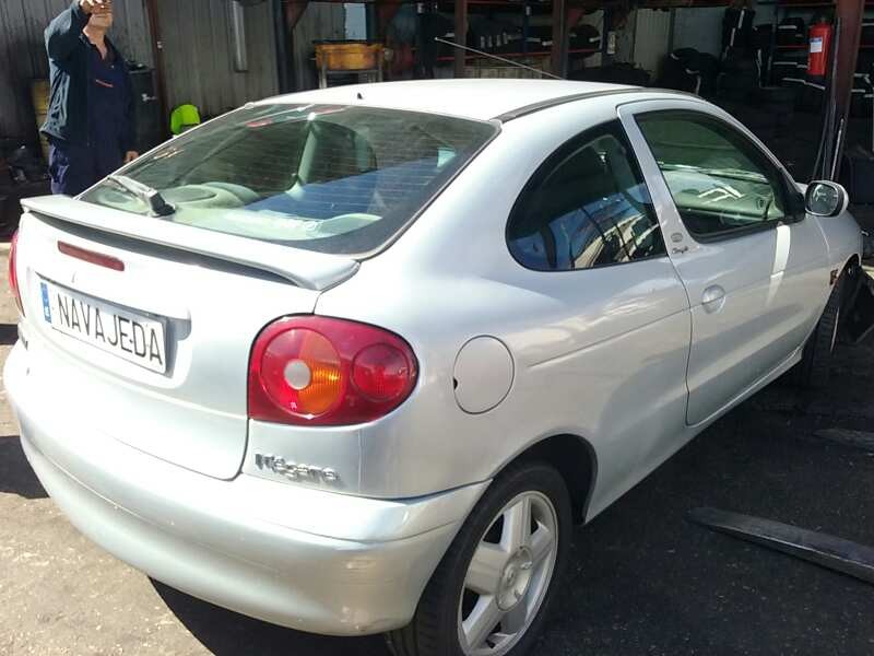 renault megane i coupe fase 2 (da..) del año 2002