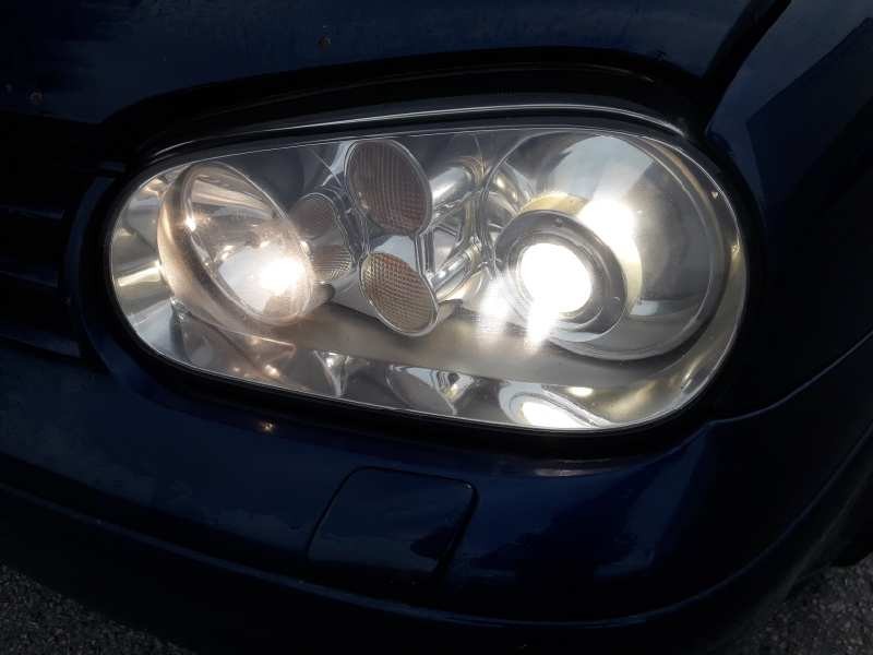 volkswagen golf iv berlina (1j1) del año 2003