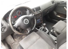 volkswagen golf iv berlina (1j1) del año 2003 2