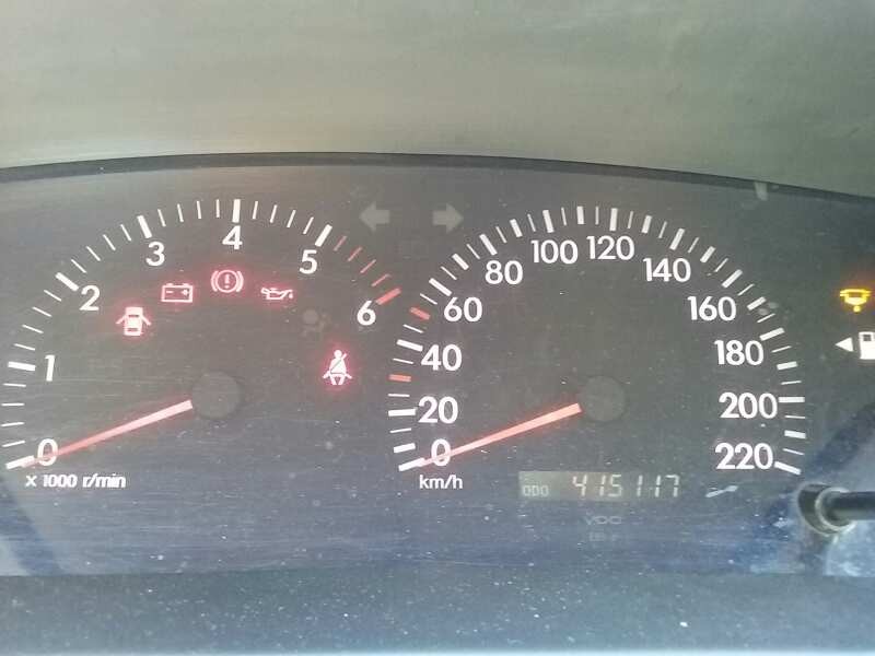 toyota corolla (e12) del año 2006