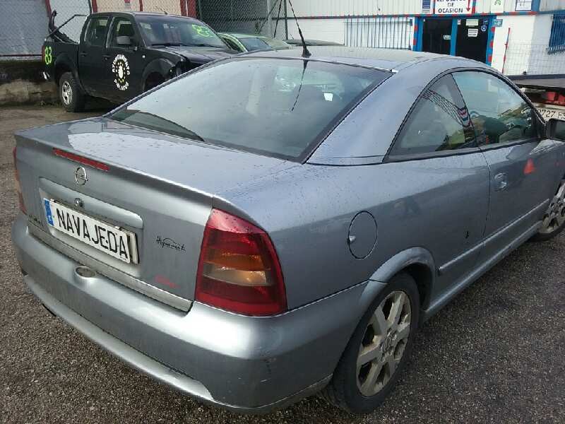 opel astra g coupé del año 2003
