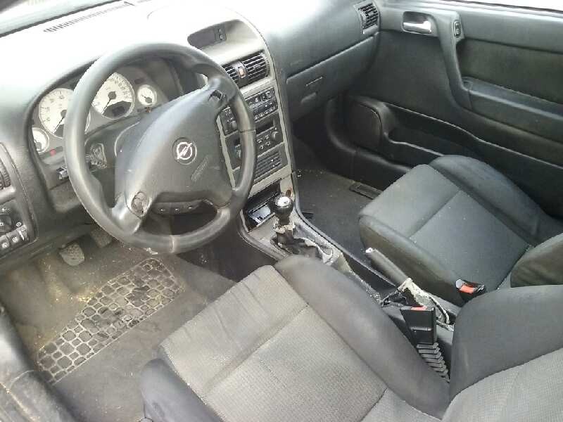opel astra g coupé del año 2003