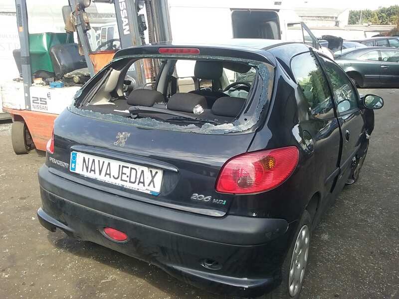 peugeot 206 berlina del año 2004
