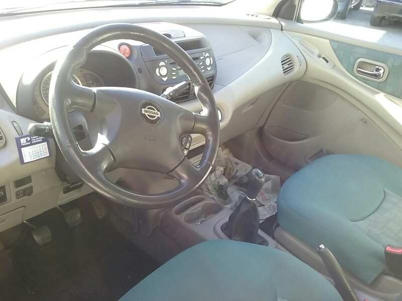 nissan almera tino (v10m) del año 2001