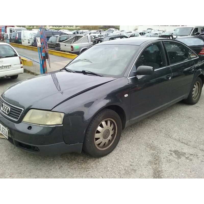 audi a6 berlina (4b2) del año 2000