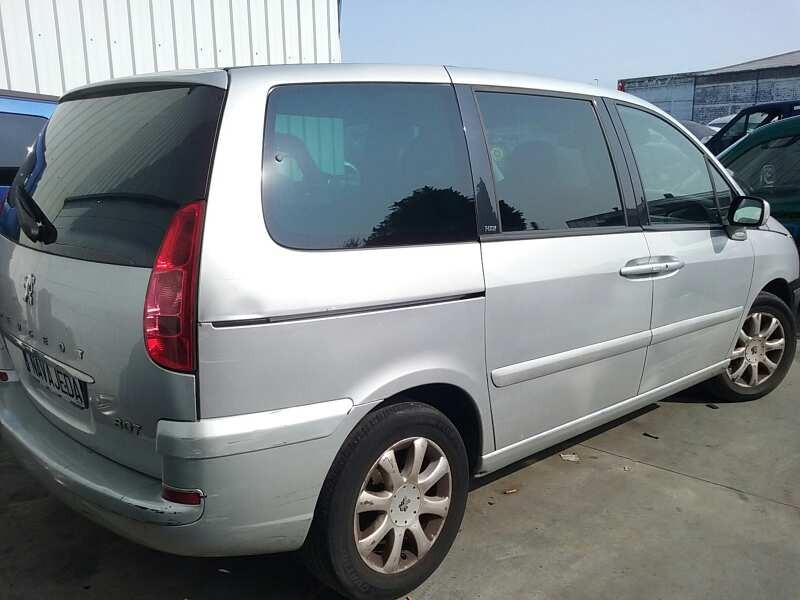 peugeot 807 del año 2006