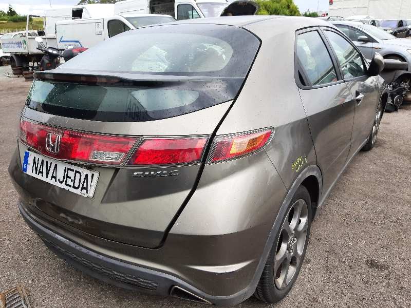 honda civic berlina 5 (fk) del año 2006