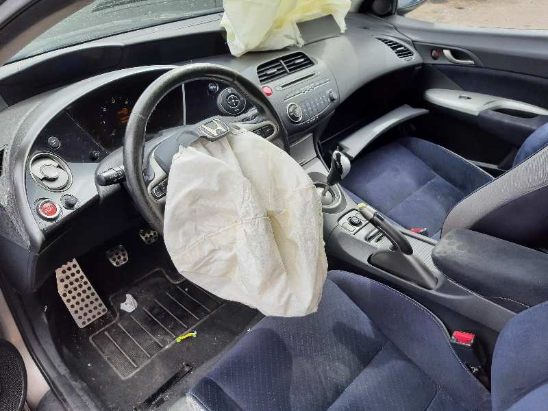 honda civic berlina 5 (fk) del año 2006