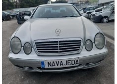 mercedes-benz clase clk (w208) coupe del año 2000