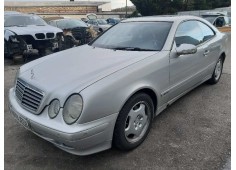 mercedes-benz clase clk (w208) coupe del año 2000 2
