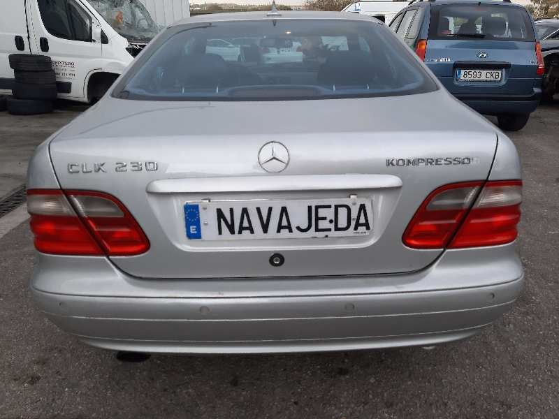 mercedes-benz clase clk (w208) coupe del año 2000