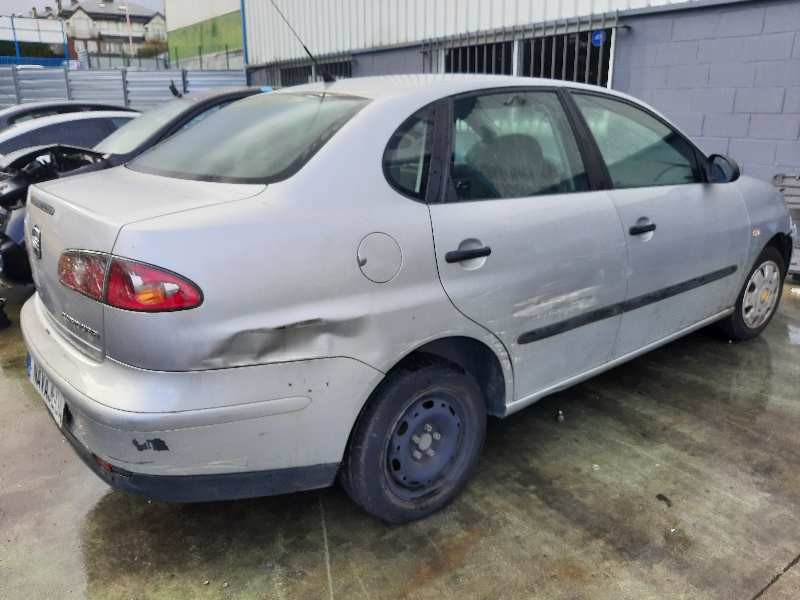 seat cordoba berlina (6l2) del año 2004
