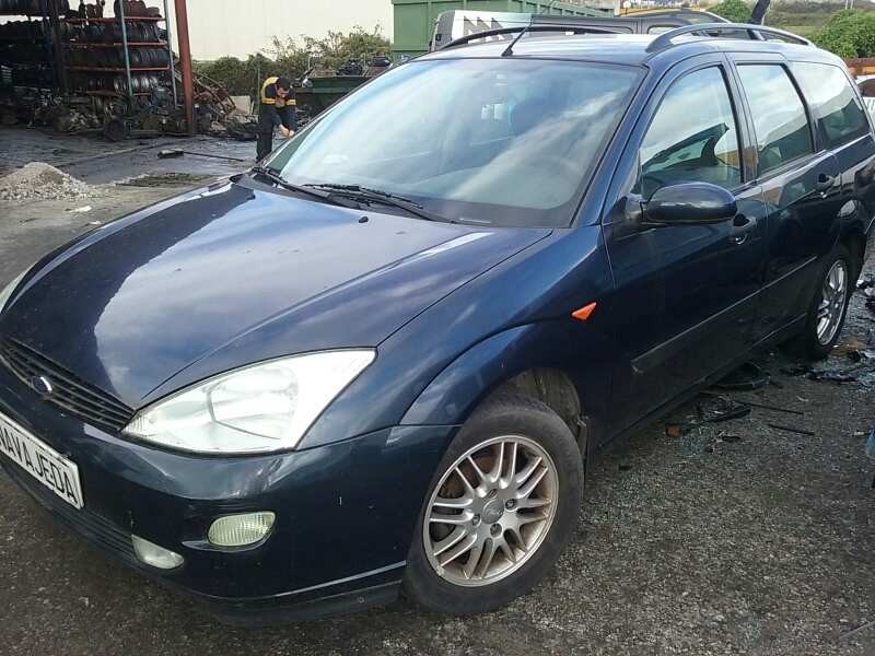 ford focus turnier (cak) del año 2001