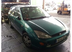 ford focus berlina (cak) del año 2001 2