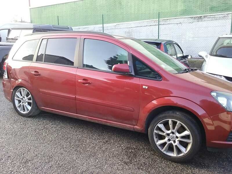 opel zafira b del año 2005