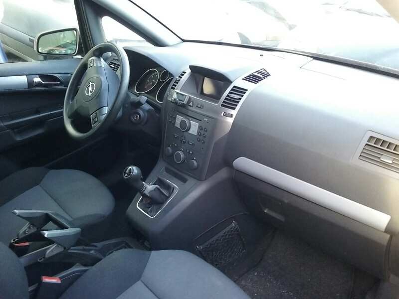 opel zafira b del año 2005
