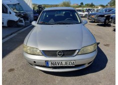 opel vectra b berlina del año 2001