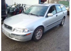 volvo v40 familiar del año 2003 2