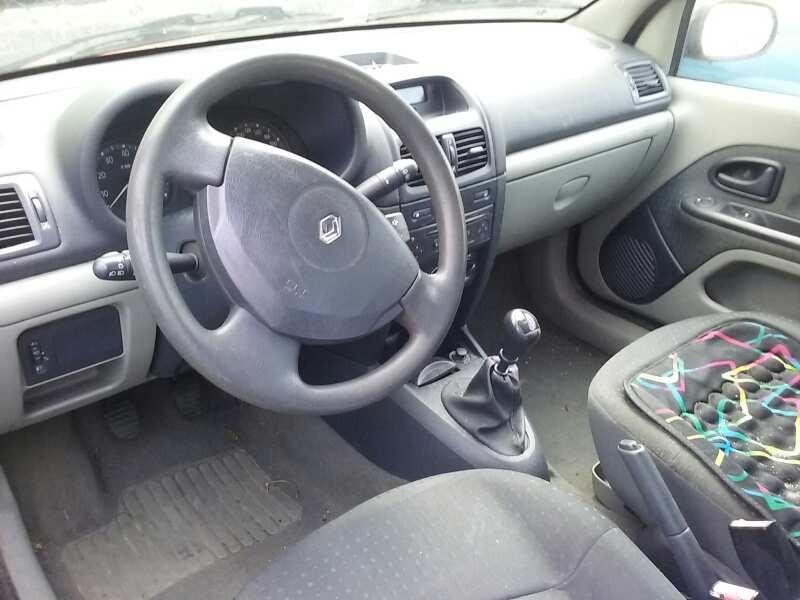 renault clio ii fase ii (b/cb0) del año 2004