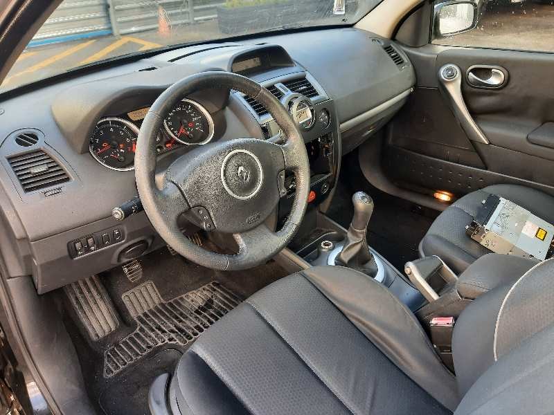 renault megane ii berlina 5p del año 2006