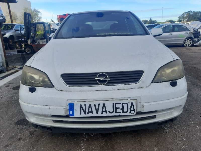 opel astra g berlina del año 2003