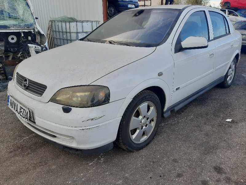 opel astra g berlina del año 2003