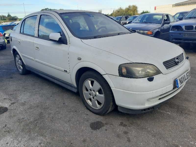 opel astra g berlina del año 2003