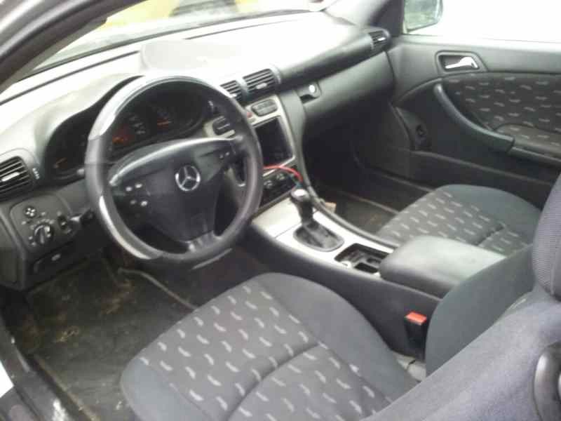 mercedes-benz clase c (w203) sportcoupe del año 2003