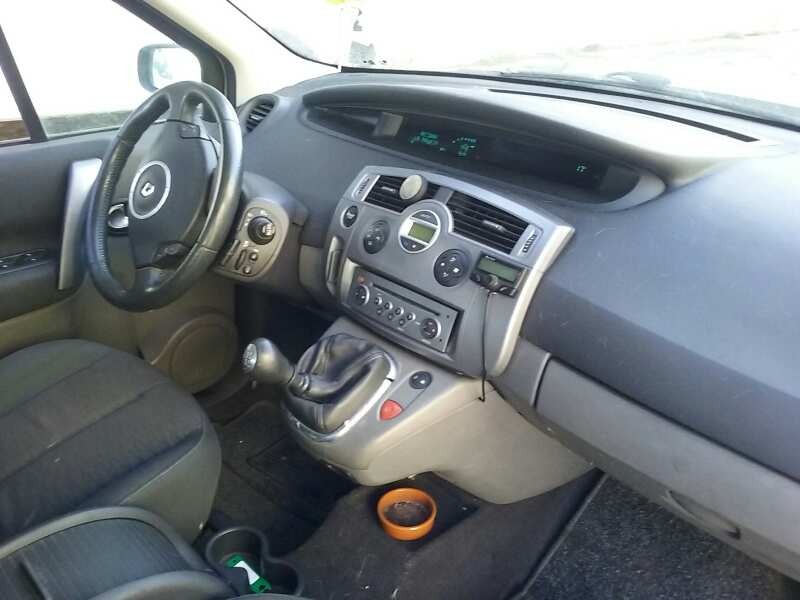 renault scenic ii del año 2007